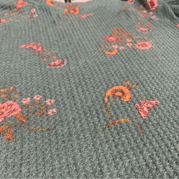 Torrid Classic Fit Waffle Crew Neck Raglan Tee 2X #833 - Picture 3 of 8